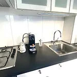 Romantisches 1 Zimmer-apartment Mit Garten An Der Weser شقة بريمين