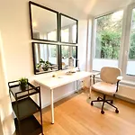 Romantisches 1 Zimmer-apartment Mit Garten An Der Weser * بريمين
